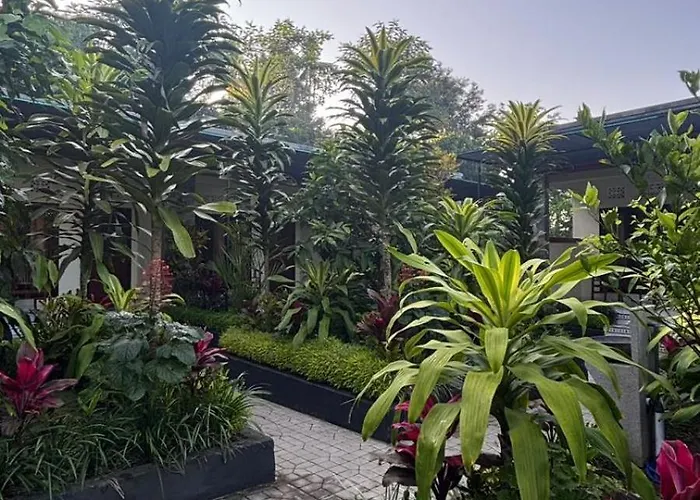 ロッジ Special And In Balinese Compound